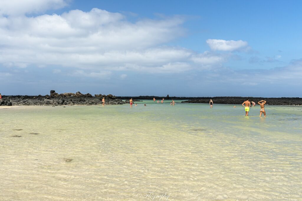 plage de sable blanc Caleton blanco à Lanzarote