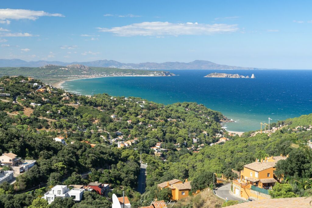 Vue du château de Begur espagne catalogne spain espana catalunya