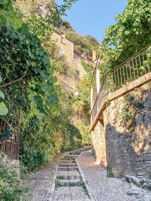 ruelle montante de la roque gageac