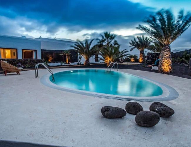 Piscine de l’hôtel Los Lirios Lanzarote